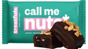 Treatfuls "Call me nuts" tumeda šokolaadiga kaetud veganbatoon (Sarapuupähkel) (40 g)