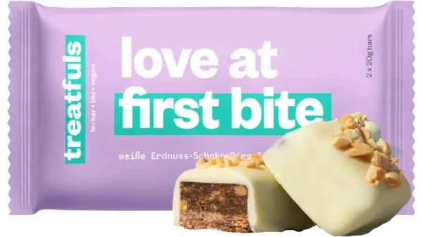Treatfuls "Love at first bite" valge šokolaadiga kaetud veganbatoon (Maapähkli-datli-karamelli) (40 g)