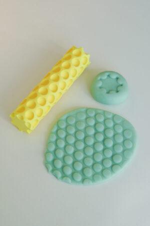 MICI täpiline taignarull